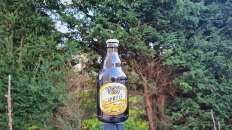 Traugott Simon Landbier naturtrüb